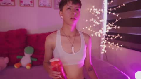 Blue  online show from March 1, 2025, 1:40 pm