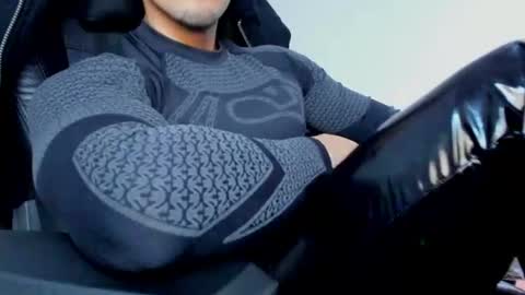 Snapshot of tommy_bred chatting on June 26, 2026, 6:56 pm Twitter BreddTommy IG tommy bredd online show from June 26, 2026, 6:56 pm