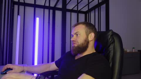 Snapshot of tommy_burnzzz chatting on January 25, 2025, 9:36 am tommy burnzzz online show from January 25, 2025, 9:36 am