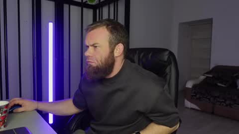 Snapshot of tommy_burnzzz chatting on February 15, 2025, 2:47 am tommy burnzzz online show from February 15, 2025, 2:47 am