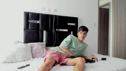   online show from January 20, 2025, 2:25 pm