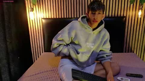 Snapshot of tommy_fox1 chatting on March 30, 2026, 4:08 pm Tommy online show from March 30, 2026, 4:08 pm