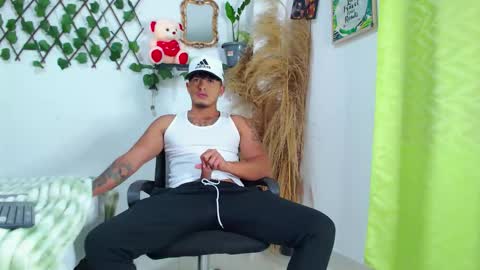 tommy online show from October 2, 2025, 6:37 pm