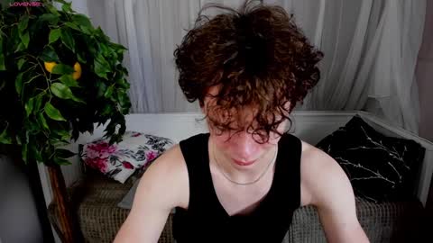 Snapshot of tommy_jamm chatting on February 4, 2025, 3:26 pm Tommy online show from February 4, 2025, 3:26 pm