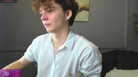 Snapshot of tommy_jamm chatting on February 24, 2025, 10:04 am Tommy online show from February 24, 2025, 10:04 am
