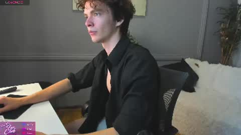 Snapshot of tommy_jamm chatting on March 10, 2025, 4:14 pm Tommy online show from March 10, 2025, 4:14 pm