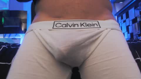 Snapshot of tommy_knuckles chatting on January 6, 2025, 6:52 pm Tommy online show from January 6, 2025, 6:52 pm