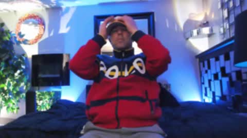 Snapshot of tommy_knuckles chatting on February 28, 2025, 3:26 pm Tommy online show from February 28, 2025, 3:26 pm