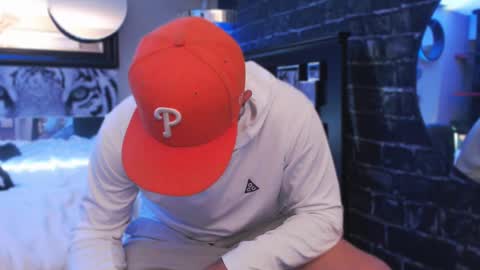 Snapshot of tommy_knuckles chatting on September 16, 2025, 1:12 pm Tommy online show from September 16, 2025, 1:12 pm