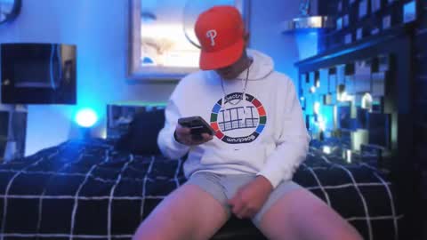 Snapshot of tommy_knuckles chatting on November 9, 2025, 7:28 am Tommy online show from November 9, 2025, 7:28 am