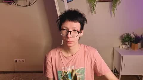 tommy_stars online show from March 27, 2026, 5:46 am