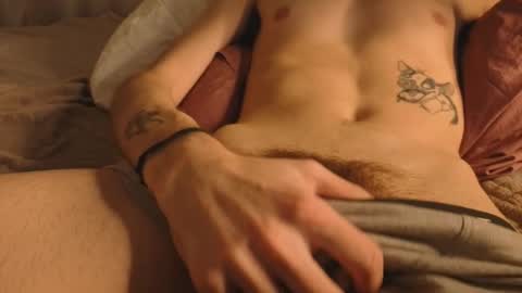 tommy_stars online show from April 16, 2026, 9:39 pm