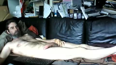 Snapshot of tommyromer chatting on June 10, 2026, 2:27 pm Robin online show from June 10, 2026, 2:27 pm