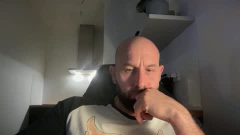 Thomas Fit online show from October 8, 2025, 4:48 pm