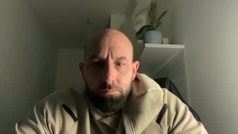 Thomas Fit online show from October 12, 2025, 4:50 pm