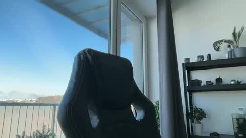 Thomas Fit online show from January 11, 2026, 9:14 am