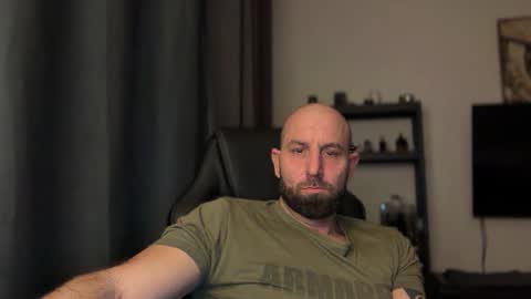 Snapshot of tommyx01 chatting on February 2, 2026, 11:03 pm Thomas Fit online show from February 2, 2026, 11:03 pm