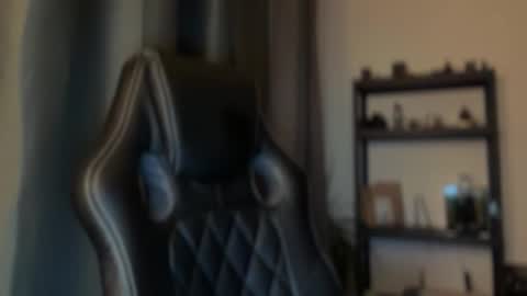 Snapshot of tommyx01 chatting on February 8, 2026, 10:02 pm Thomas Fit online show from February 8, 2026, 10:02 pm