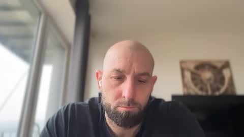 Snapshot of tommyx01 chatting on February 10, 2026, 8:40 am Thomas Fit online show from February 10, 2026, 8:40 am