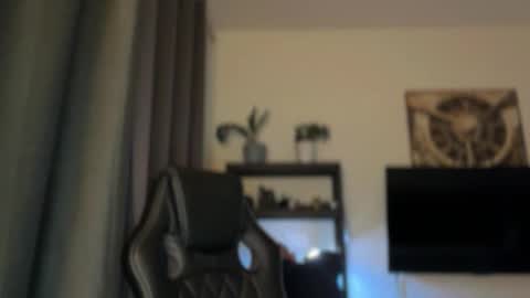 Snapshot of tommyx01 chatting on February 15, 2026, 6:15 pm Thomas Fit online show from February 15, 2026, 6:15 pm