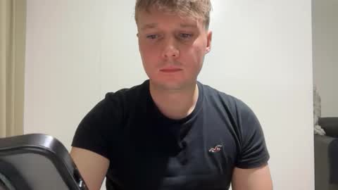 tomsky2703 online show from April 16, 2026, 6:30 pm