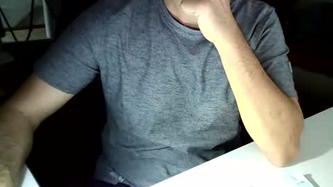 Tom online show from December 7, 2024, 1:40 pm