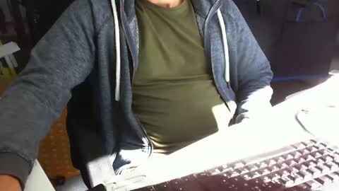 Tom online show from September 15, 2025, 9:20 am