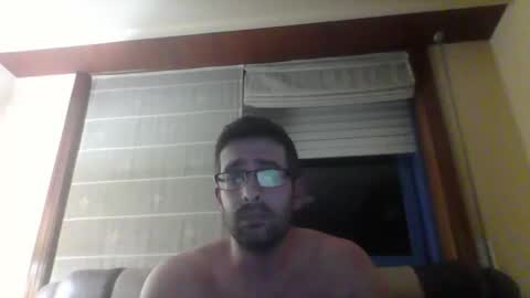 toni640128 online show from September 25, 2025, 8:45 pm