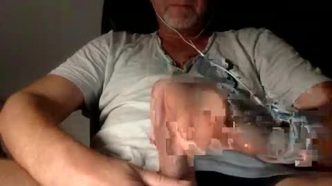 Call me Calvin online show from November 6, 2025, 5:58 pm