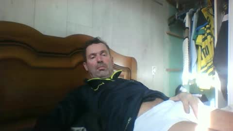 tonio1972 online show from November 4, 2025, 12:04 pm