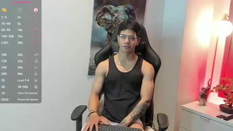 tony_petrov online show from December 18, 2025, 4:51 am