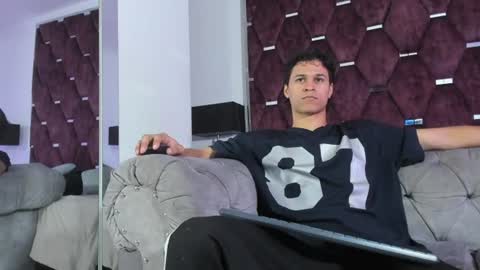 Snapshot of tonybenedetti chatting on July 8, 2026, 9:08 pm Tony Benedetti online show from July 8, 2026, 9:08 pm