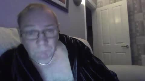 tonygibbson62 online show from January 3, 2025, 12:33 am