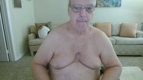 Snapshot of tonysview12000 chatting on September 29, 2025, 6:13 pm tonysview12000 online show from September 29, 2025, 6:13 pm