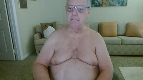 Snapshot of tonysview12000 chatting on October 24, 2025, 7:10 pm tonysview12000 online show from October 24, 2025, 7:10 pm