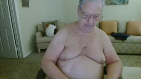 Snapshot of tonysview12000 chatting on January 18, 2026, 8:34 pm tonysview12000 online show from January 18, 2026, 8:34 pm