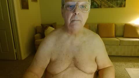 Snapshot of tonysview12000 chatting on February 17, 2026, 2:08 am tonysview12000 online show from February 17, 2026, 2:08 am