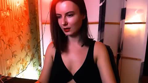 Snapshot of too_beautiful chatting on September 12, 2025, 5:13 pm Elizabeth online show from September 12, 2025, 5:13 pm