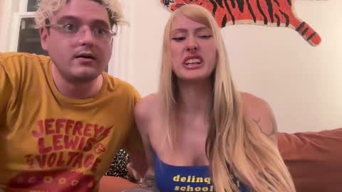 toobna2 online show from September 20, 2025, 2:56 am