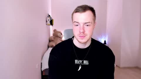 toohornyserj online show from February 18, 2025, 12:37 am