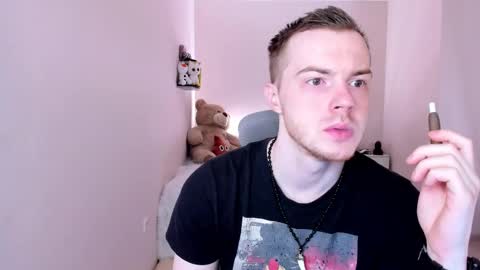 toohornyserj online show from February 22, 2025, 11:24 pm