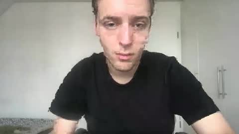 Max online show from October 31, 2025, 9:10 am