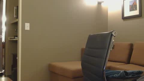 toomuchsmoke online show from January 10, 2025, 2:25 am