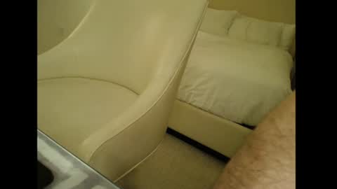 Snapshot of tooobvious chatting on December 7, 2024, 6:32 am tooobvious online show from December 7, 2024, 6:32 am