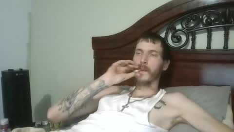 Snapshot of tootall803 chatting on April 13, 2026, 7:52 pm TooTall803 online show from April 13, 2026, 7:52 pm