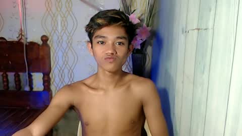 Snapshot of toothlessxx chatting on July 2, 2026, 5:24 am jhonrex online show from July 2, 2026, 5:24 am