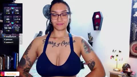 toothyy online show from February 12, 2025, 12:27 am