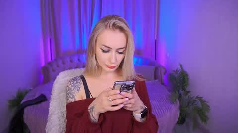 top_grace online show from November 16, 2025, 4:01 pm