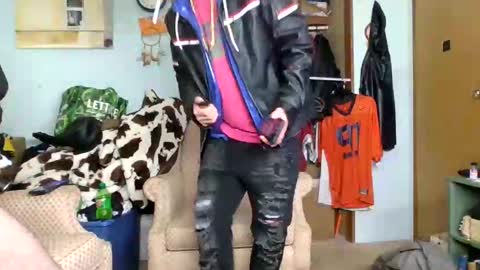 SagMeOreduceMe online show from November 10, 2025, 7:13 pm