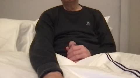 topspin69 online show from April 3, 2026, 5:49 am